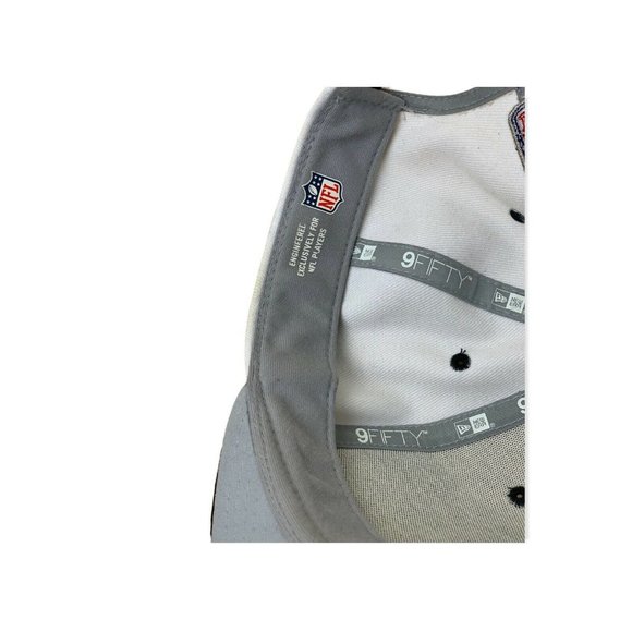 Las Vegas Raiders New Era NFL 9FIFTY Black/White Basic Snapback Hat - Picture 8 of 8